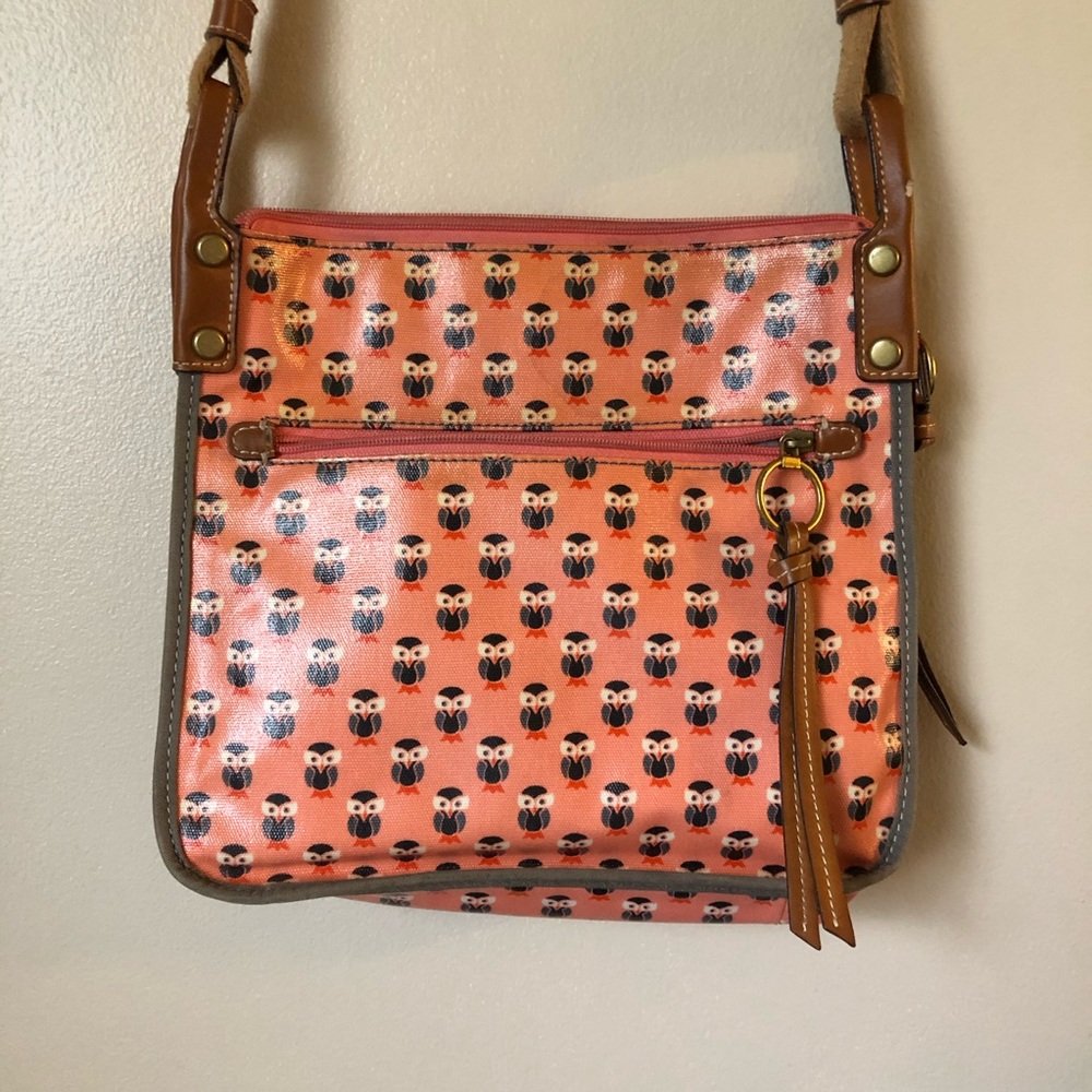 Perfect, springy pink Fossil owl key-per